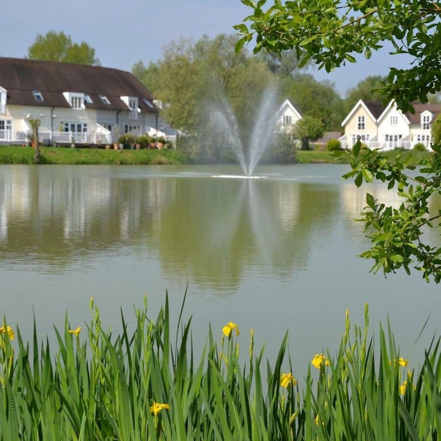 Swan Cottage Cirencester Esterno foto